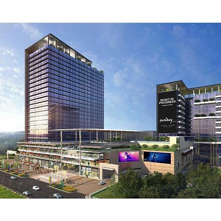 Sunday Hotels And Residences Γκουργκάον Εξωτερικό φωτογραφία