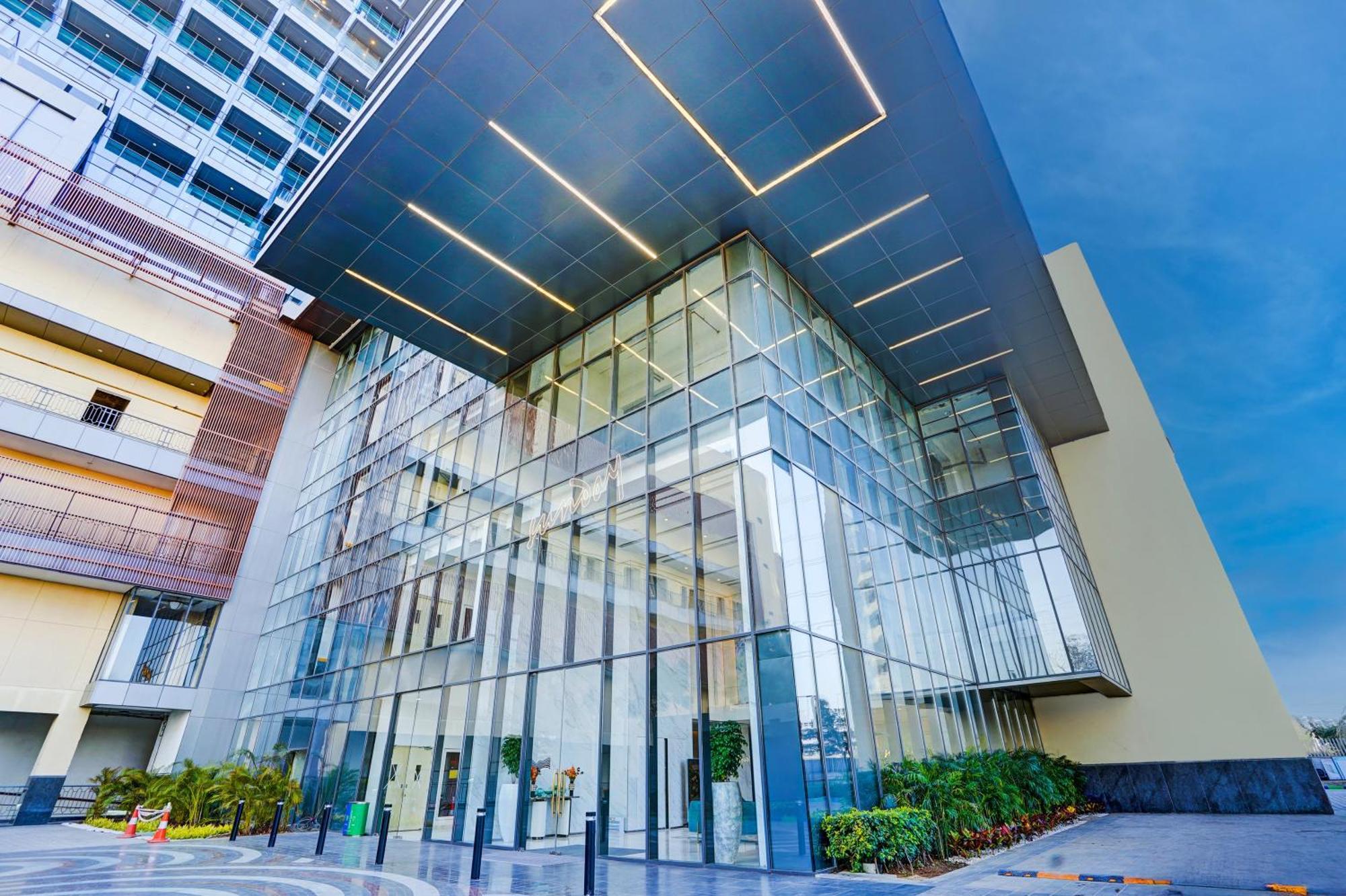 Sunday Hotels And Residences Γκουργκάον Εξωτερικό φωτογραφία
