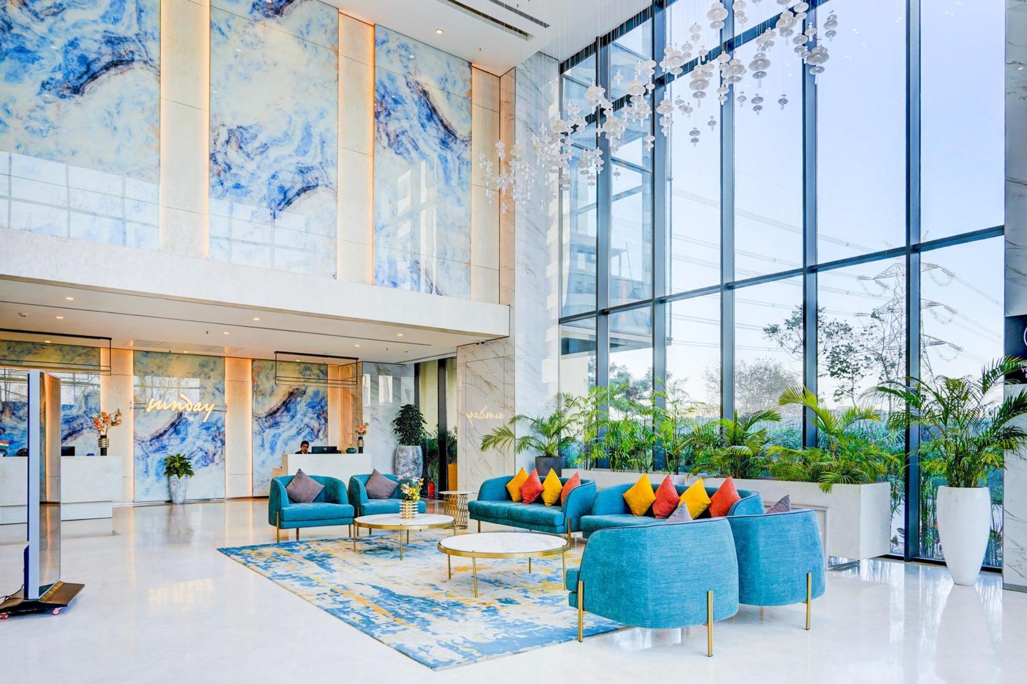 Sunday Hotels And Residences Γκουργκάον Εξωτερικό φωτογραφία