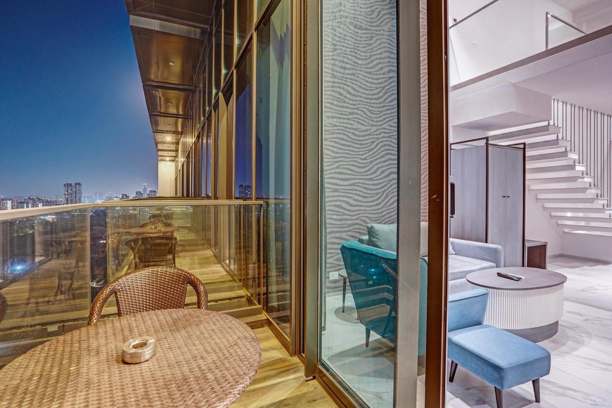 Sunday Hotels And Residences Γκουργκάον Εξωτερικό φωτογραφία