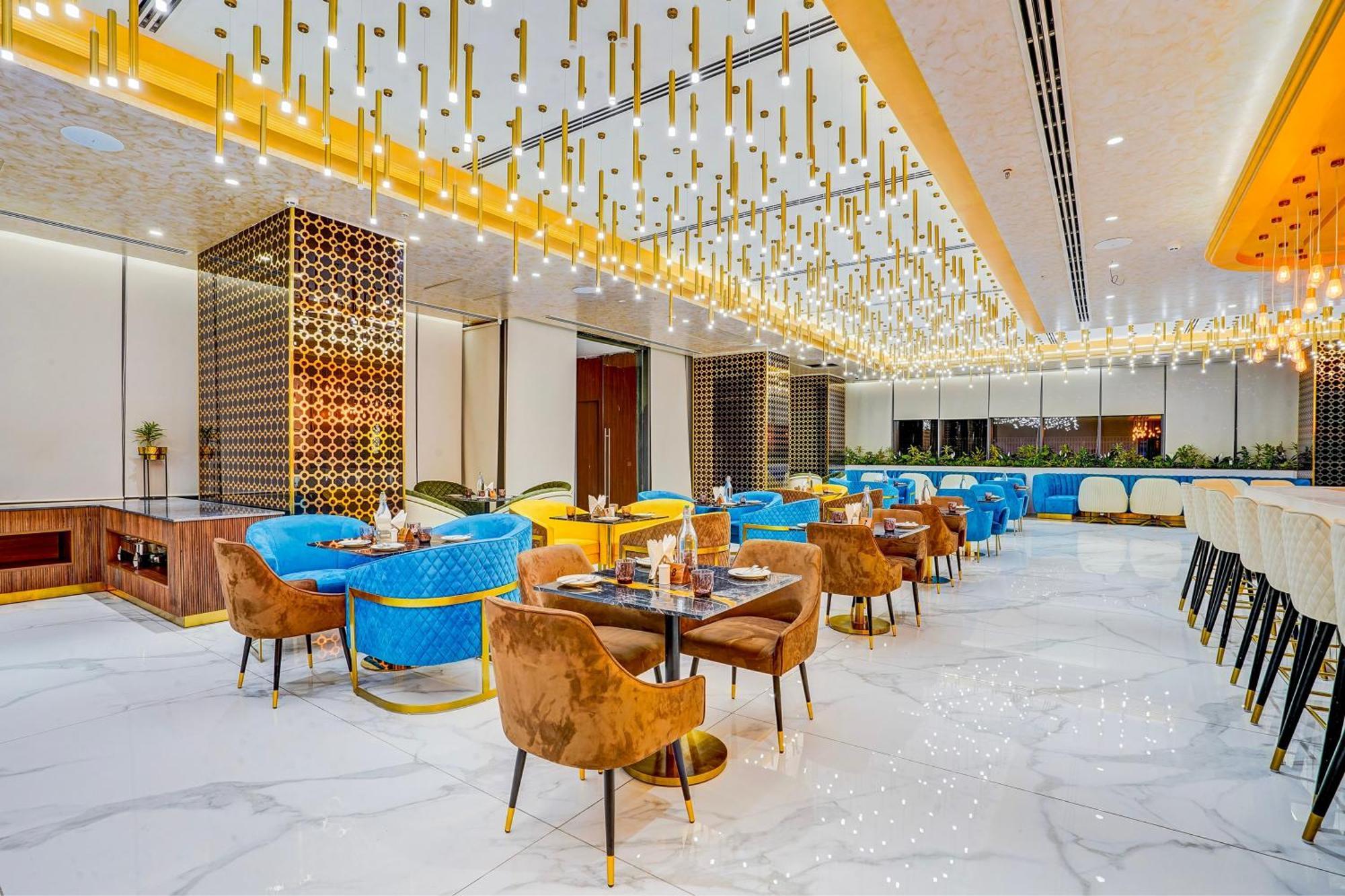 Sunday Hotels And Residences Γκουργκάον Εξωτερικό φωτογραφία