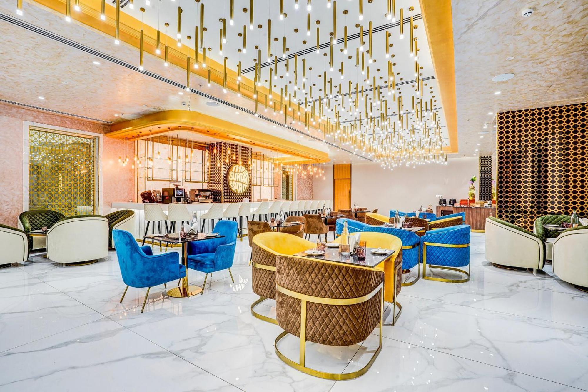 Sunday Hotels And Residences Γκουργκάον Εξωτερικό φωτογραφία