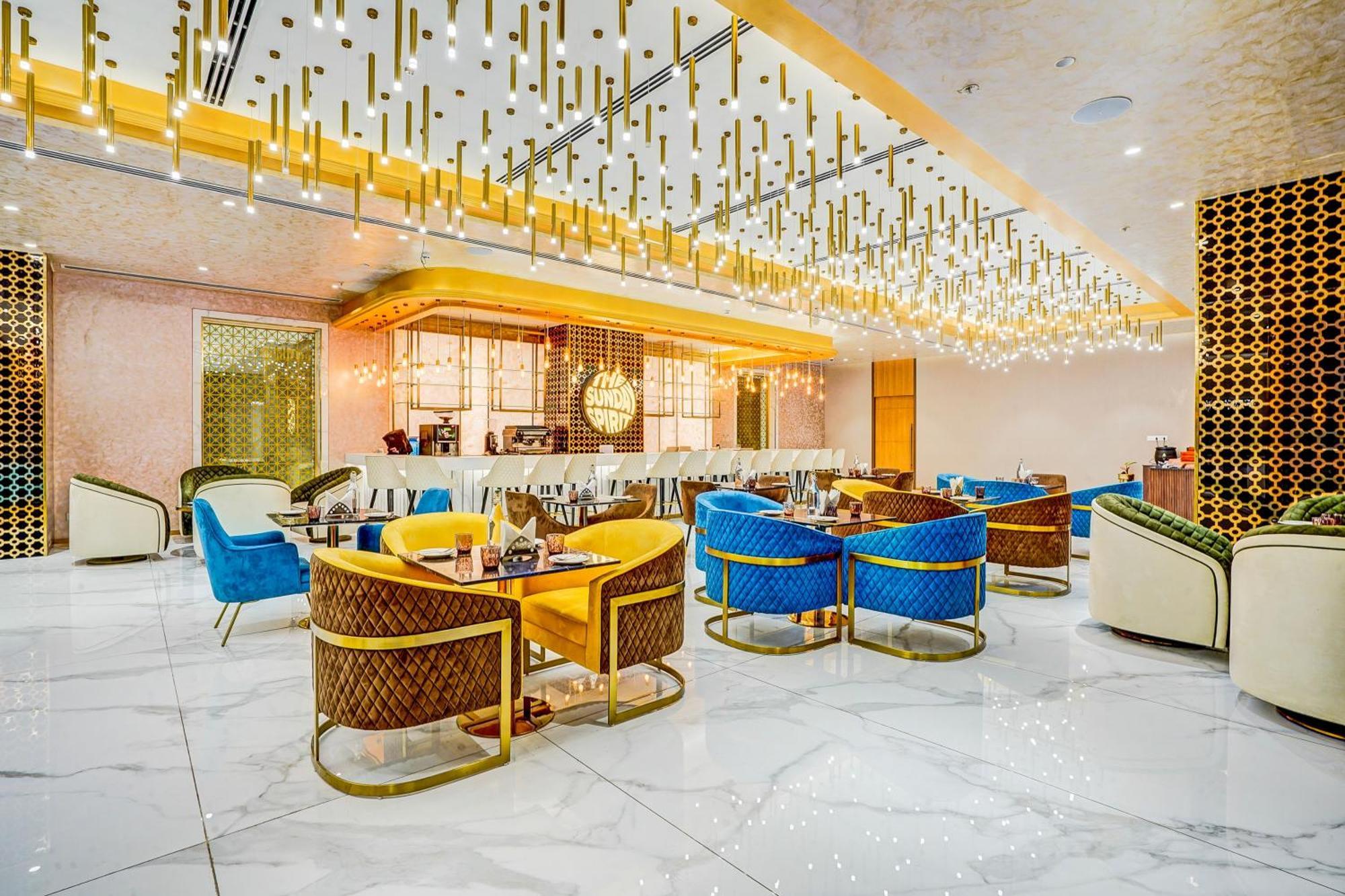 Sunday Hotels And Residences Γκουργκάον Εξωτερικό φωτογραφία